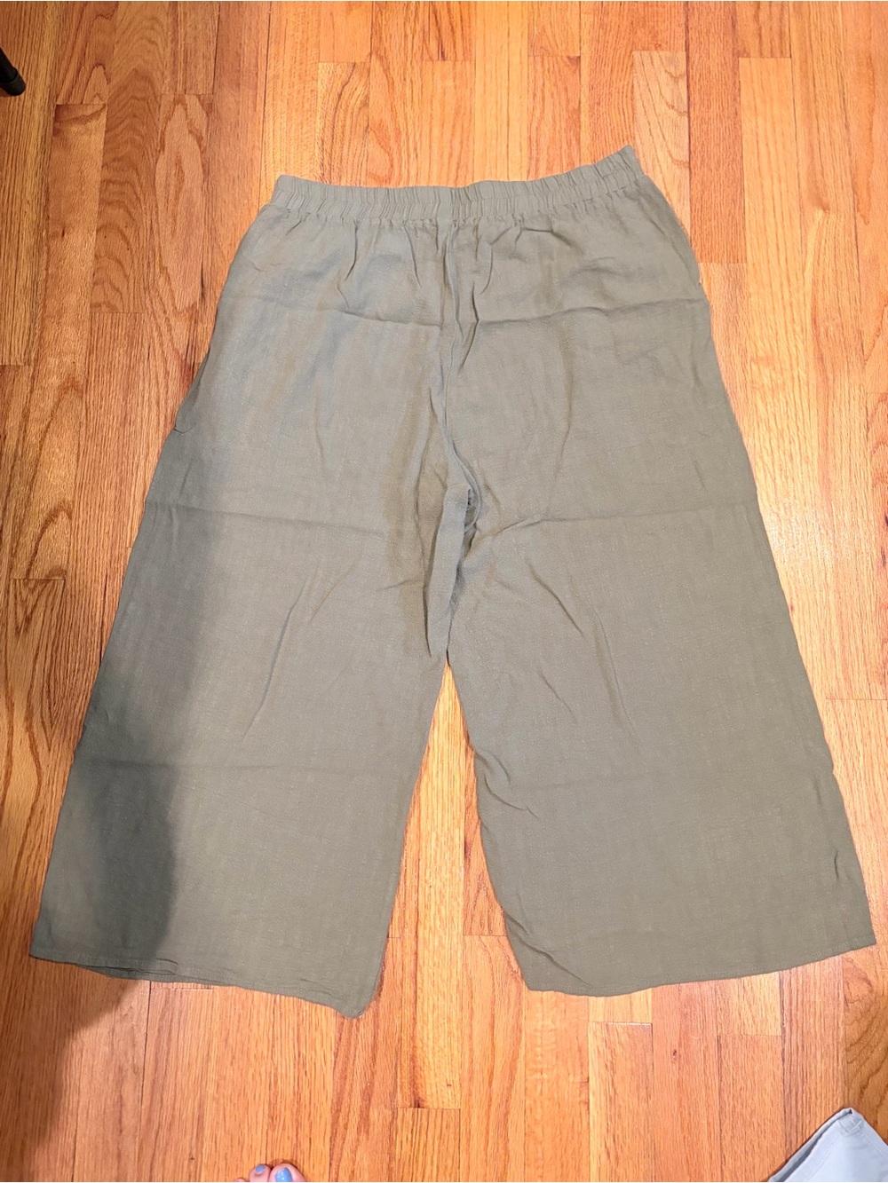 Source Unknown Olive Green Cropped Wide-Leg Pants
